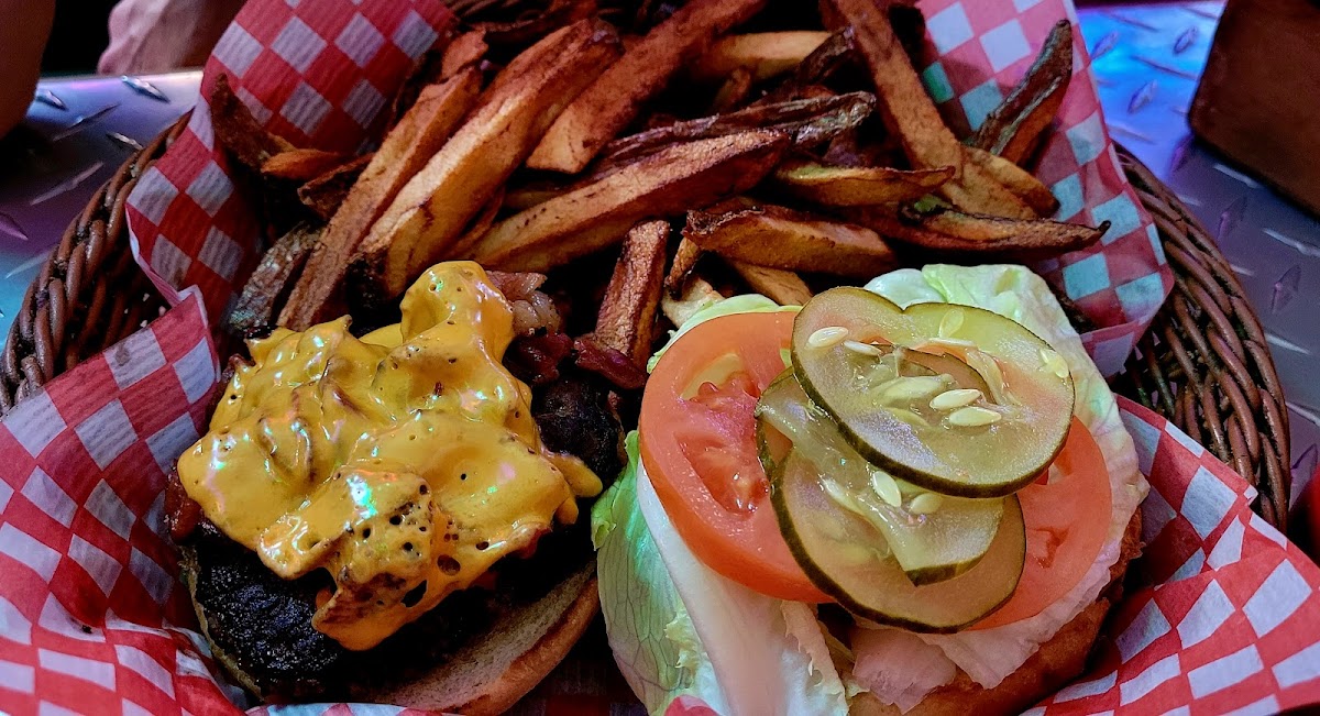 Checkered Flag Bar & Grill Photos 2